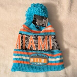 🚻O1 BLACK EAGLE Miami Knit Beanie w/ Pom